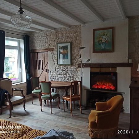 Chez Marek Et Urszula Bed and Breakfast Le Langon Buitenkant foto