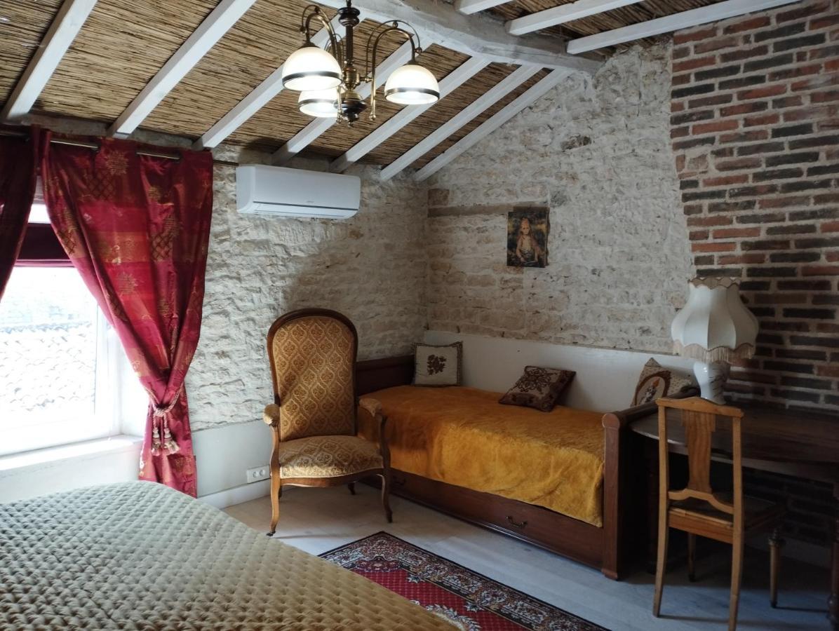 Chez Marek Et Urszula Bed and Breakfast Le Langon Buitenkant foto
