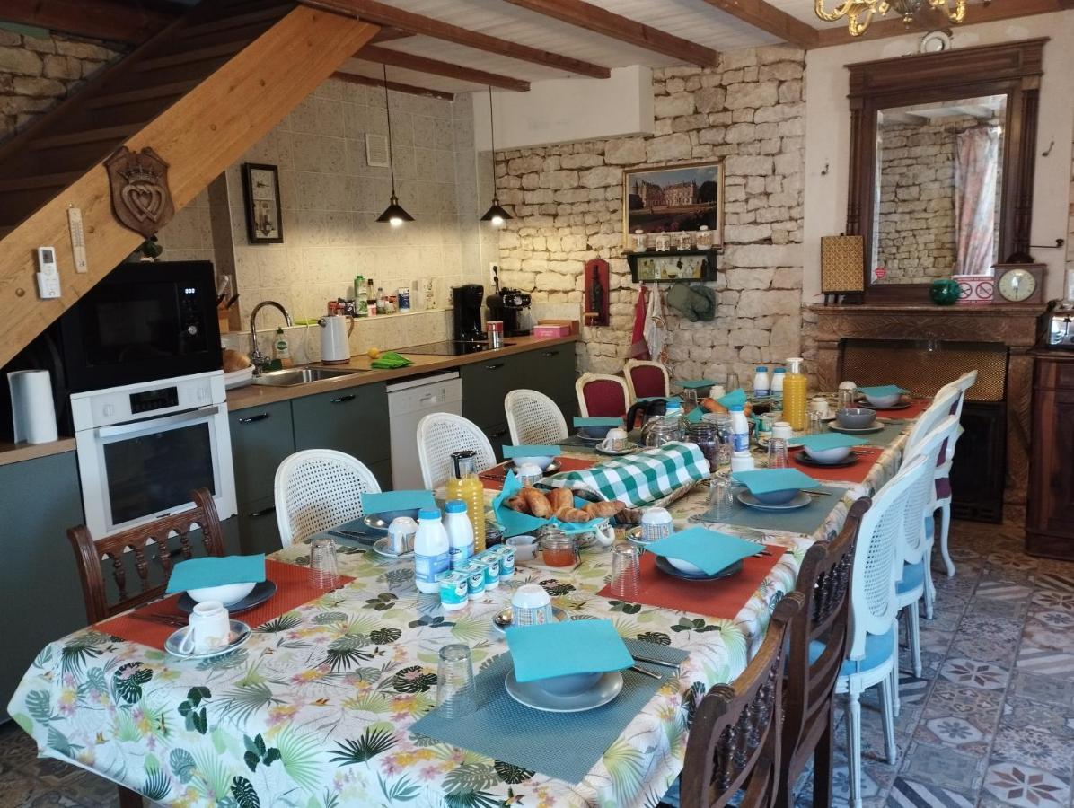 Chez Marek Et Urszula Bed and Breakfast Le Langon Buitenkant foto